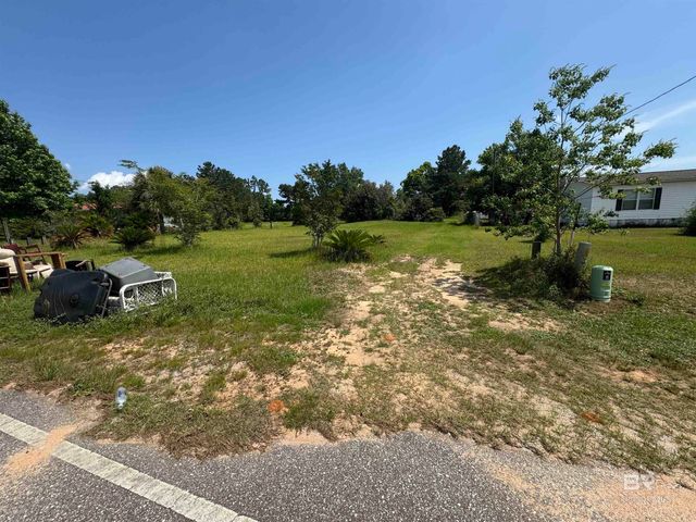 33188 Gilley Road, Lillian, AL 36549