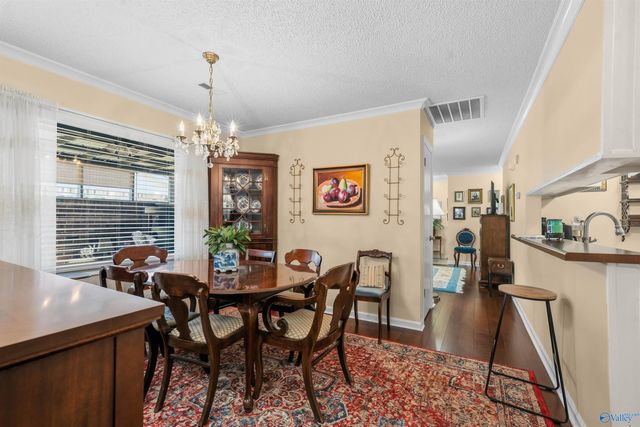 333 Chateau Drive SW, Huntsville, AL 35801