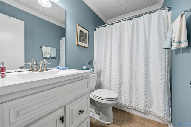 333 Chateau Drive SW, Huntsville, AL 35801