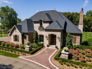 5525 Avington Parkway, Independence Charter Township, MI 48348