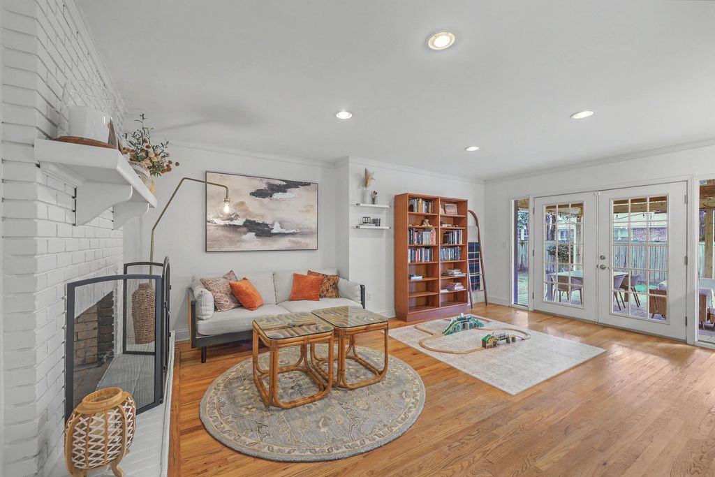 Image 11 of property listing at 1284 Orange Branch Road, Charleston, SC 29407