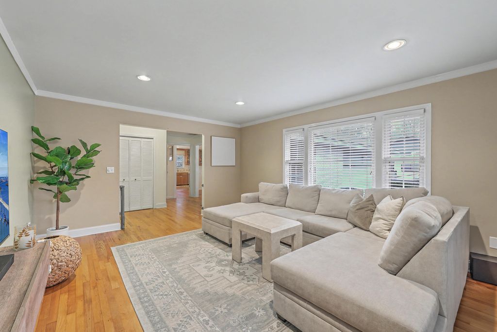 Image 24 of property listing at 1284 Orange Branch Road, Charleston, SC 29407