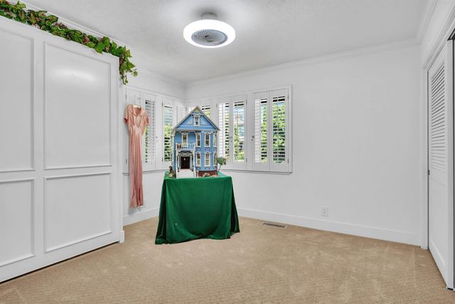 6685 Arboga Way, Sacramento, CA 95831