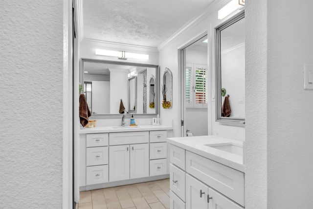 6685 Arboga Way, Sacramento, CA 95831