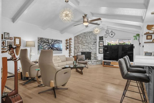 6685 Arboga Way, Sacramento, CA 95831