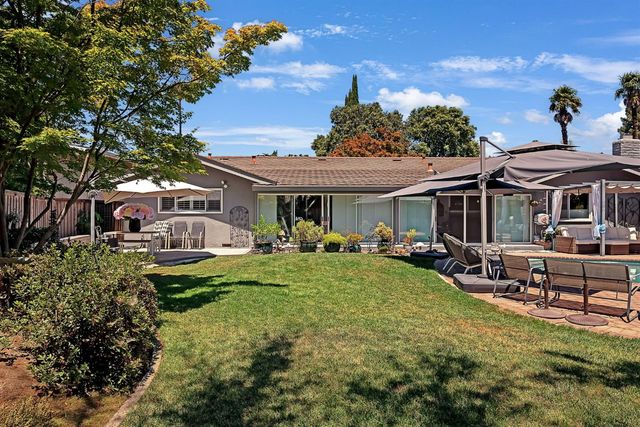 6685 Arboga Way, Sacramento, CA 95831