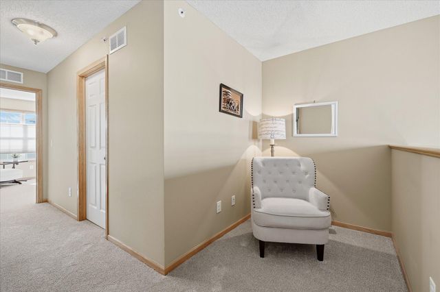 1243 Majestic Avenue 313, Maplewood, MN 55109