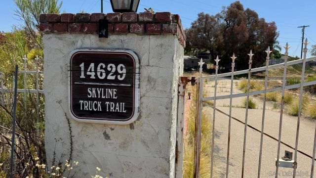 14629 Skyline Truck Trl, Jamul, CA 91935