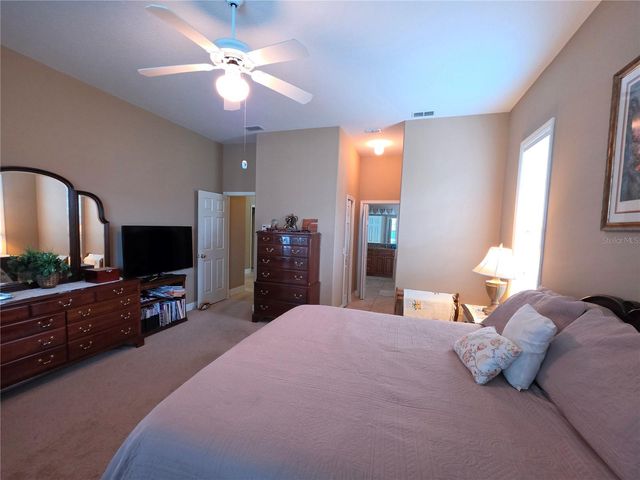 6523 CREWS LAKE HILLS LOOP E, Lakeland, FL 33813