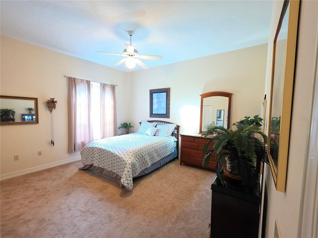 6523 CREWS LAKE HILLS LOOP E, Lakeland, FL 33813