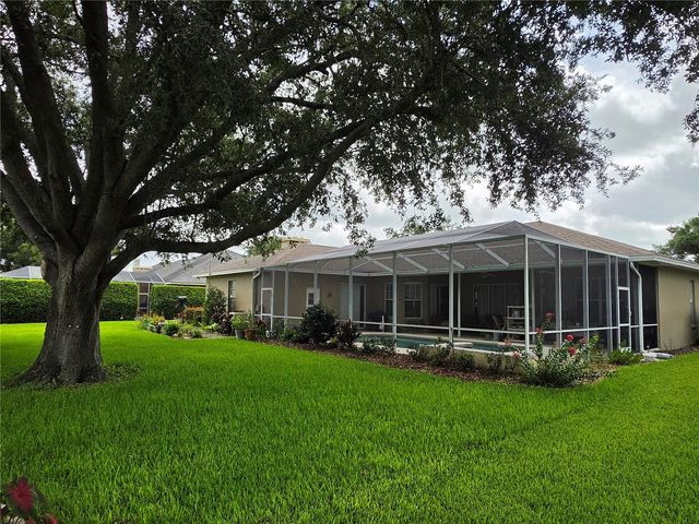6523 CREWS LAKE HILLS LOOP E, Lakeland, FL 33813