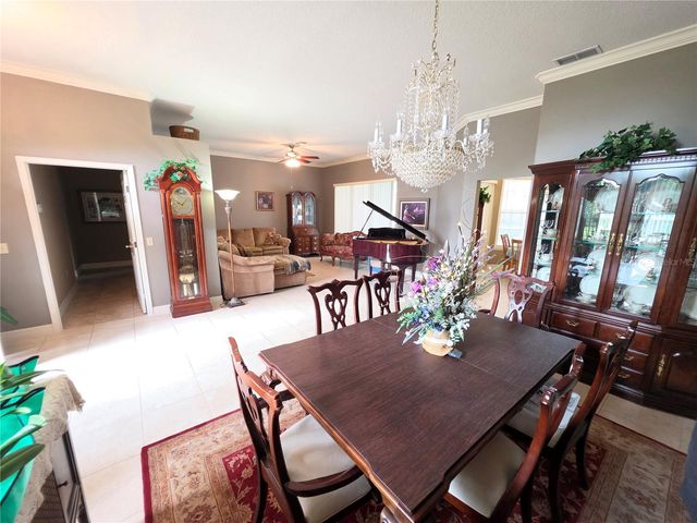 6523 CREWS LAKE HILLS LOOP E, Lakeland, FL 33813