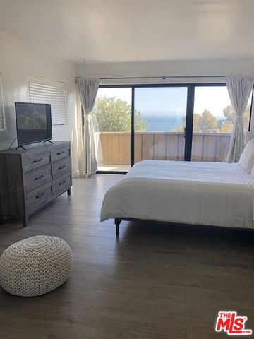 23914 De Ville B, Malibu, CA 90265
