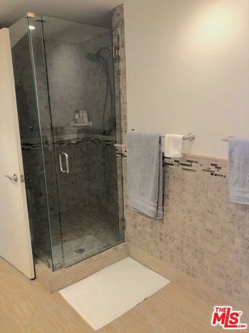 23914 De Ville B, Malibu, CA 90265