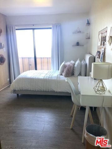 23914 De Ville B, Malibu, CA 90265