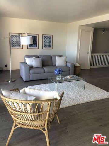 23914 De Ville B, Malibu, CA 90265