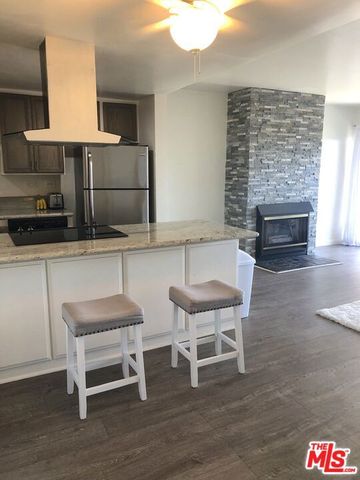 23914 De Ville B, Malibu, CA 90265