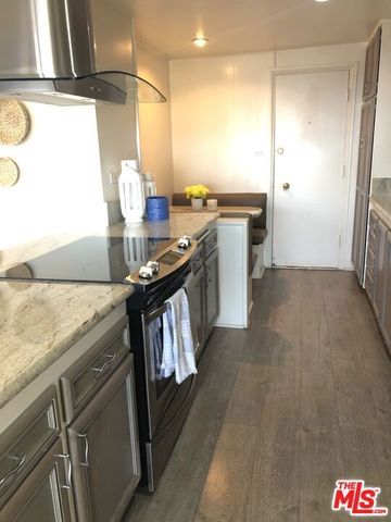 23914 De Ville B, Malibu, CA 90265