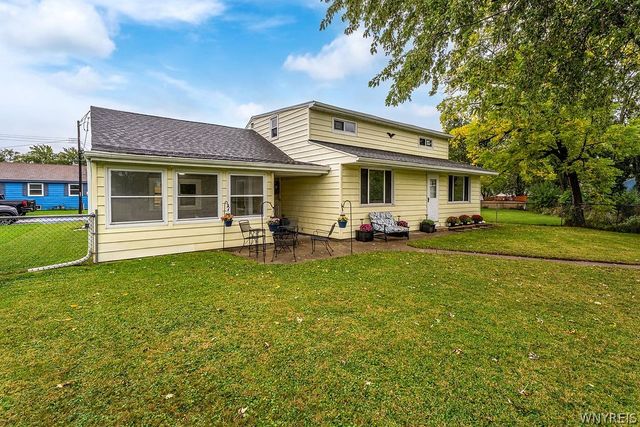 52 Allison Drive, Cheektowaga, NY 14225