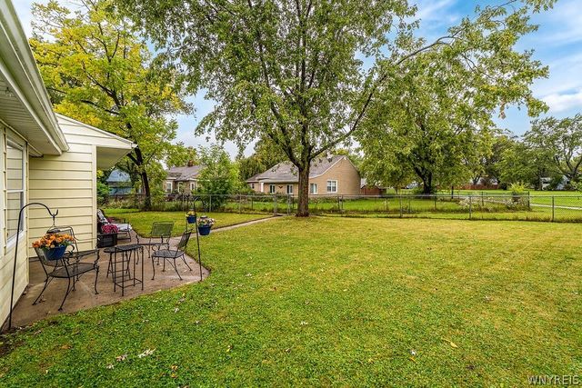 52 Allison Drive, Cheektowaga, NY 14225