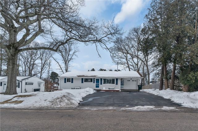 22 RAWLINSON Drive, Coventry, RI 02816