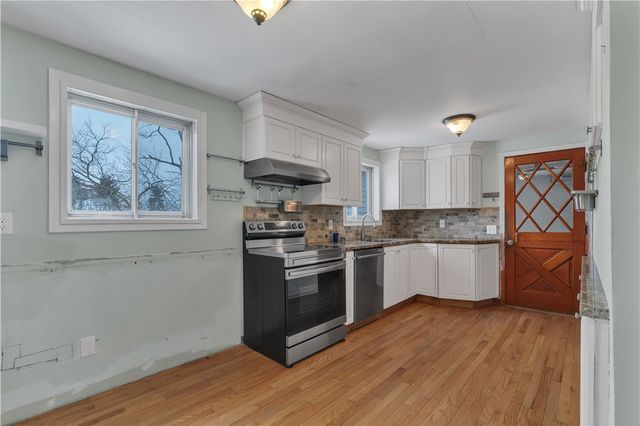 22 RAWLINSON Drive, Coventry, RI 02816