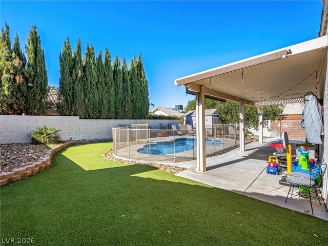 2199 Maple Shade Street, Henderson, NV 89002