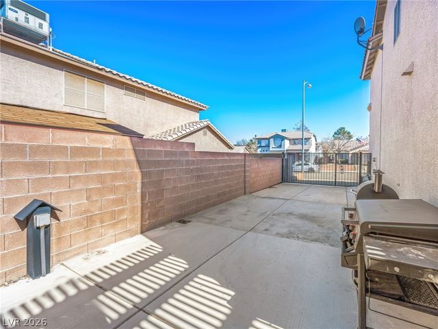 2199 Maple Shade Street, Henderson, NV 89002