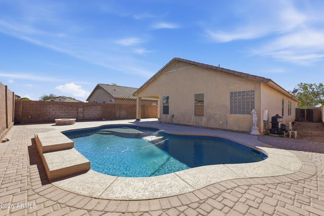 35465 N BELGIAN BLUE Court, San Tan Valley, AZ 85143