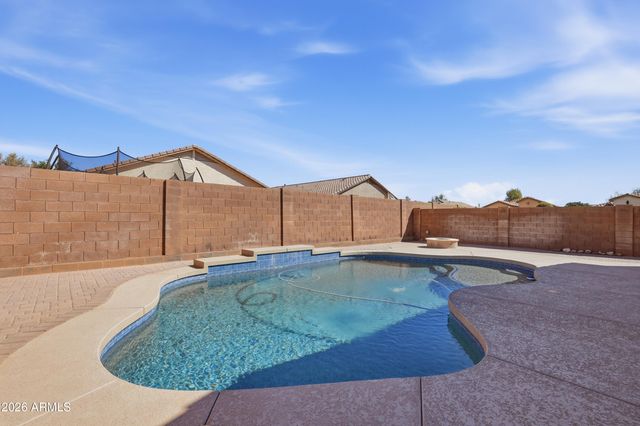 35465 N BELGIAN BLUE Court, San Tan Valley, AZ 85143