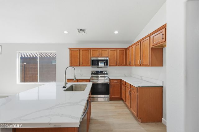 35465 N BELGIAN BLUE Court, San Tan Valley, AZ 85143
