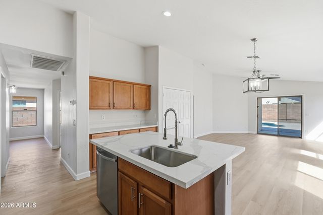 35465 N BELGIAN BLUE Court, San Tan Valley, AZ 85143