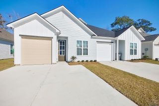 15631 Boothy Ln, Baton Rouge, LA 70817