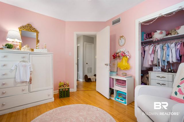 511 E Barksdale Drive, Mobile, AL 36606