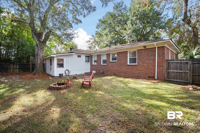 511 E Barksdale Drive, Mobile, AL 36606