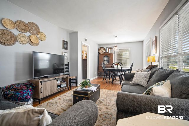 511 E Barksdale Drive, Mobile, AL 36606