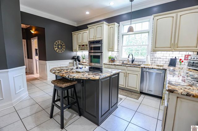 265 Ashcreek Road, Paducah, KY 42001