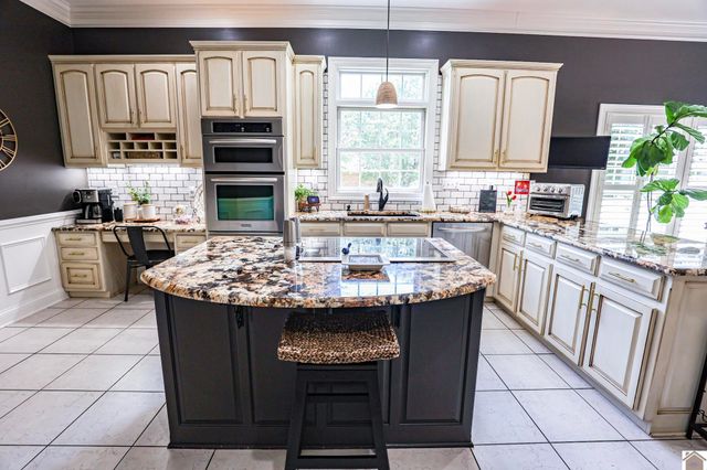 265 Ashcreek Road, Paducah, KY 42001