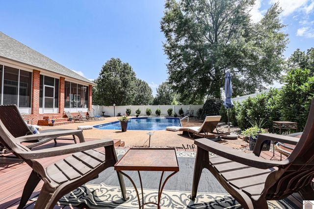 265 Ashcreek Road, Paducah, KY 42001