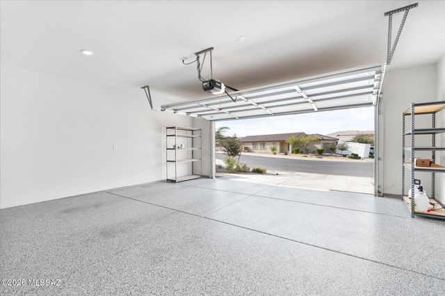 7801 S Walnutview Drive, Tucson, AZ 85757