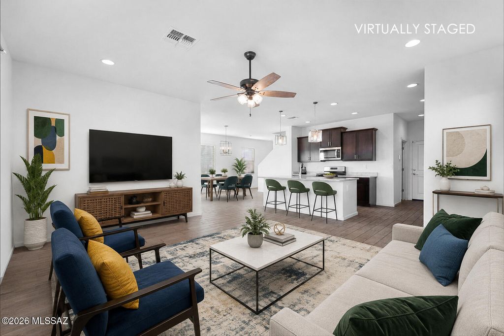 7801 S Walnutview Drive, Tucson, AZ 85757