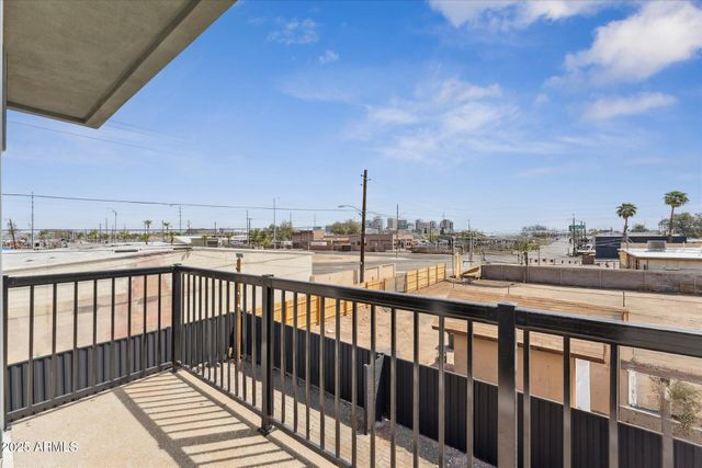 1725 W SHERMAN Street C, Phoenix, AZ 85007