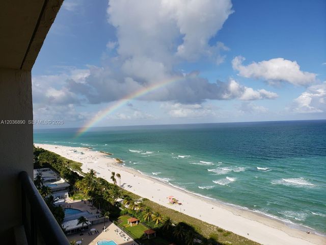 2555 Collins Ave 2207, Miami Beach, FL 33140