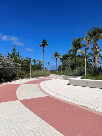 2555 Collins Ave 2207, Miami Beach, FL 33140