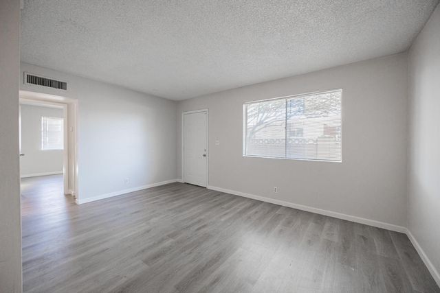 2352 E Broadway Road B, Mesa, AZ 85204