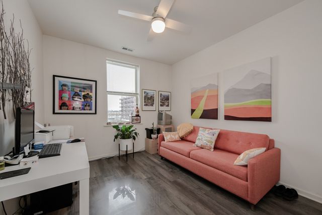 1700 Riverwoods Drive 414, Melrose Park, IL 60160