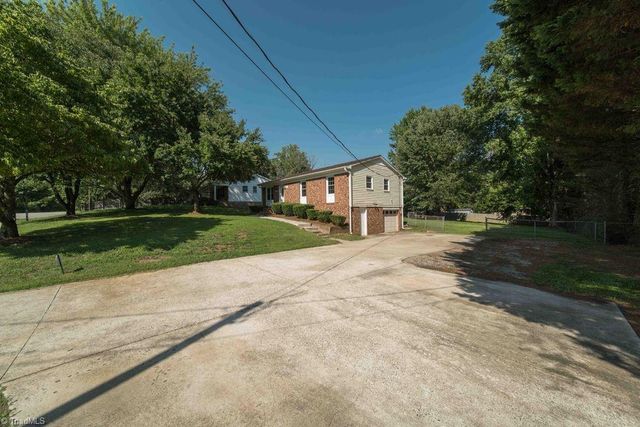 3181 Bethel Church Road, Kernersville, NC 27284