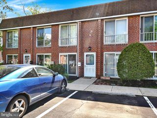 212 SARATOGA CT, Warminster, PA 18974