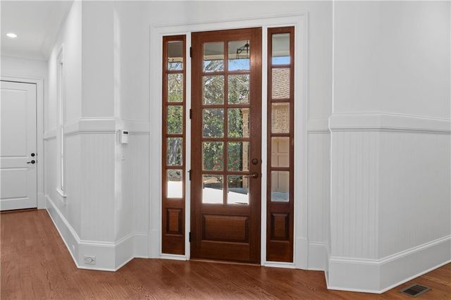 130 Manor Lake Court, Milton, GA 30004