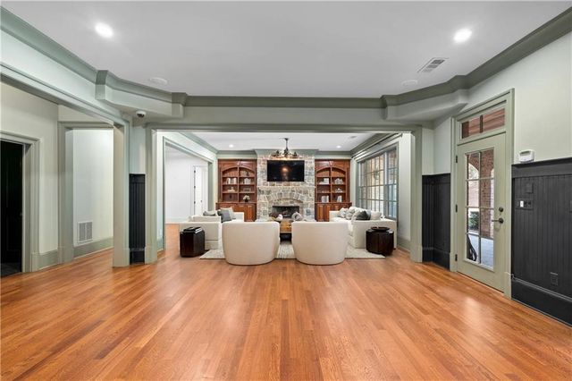 130 Manor Lake Court, Milton, GA 30004